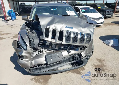 2018 Jeep Cherokee Latitude Fwd из США, поврежденный, VIN 1C4PJLCB2JD573390